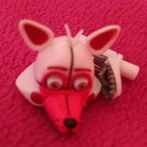 Meet your Posher, Carrie